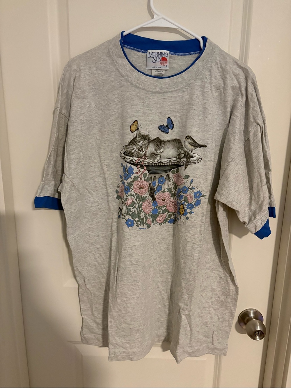 90s Morning Sun "Kitten in a Birdbath" Double-Collar T-Shirt